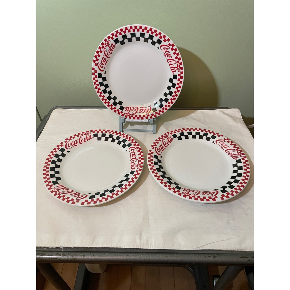 Vintage Coca-Cola Gibson Housewares Checkered Dinner Plates Set of 3 Retro 1998